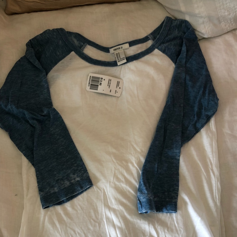 Baseball tee